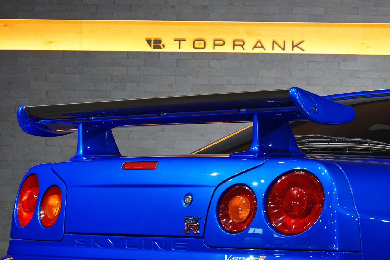 2002 Nissan SKYLINE GT-R BNR34 R34 Skyline GT-R V-SPEC II, NISMO Side Skirts/Rear Under Spoiler/LMGT4 18 inch Wheels