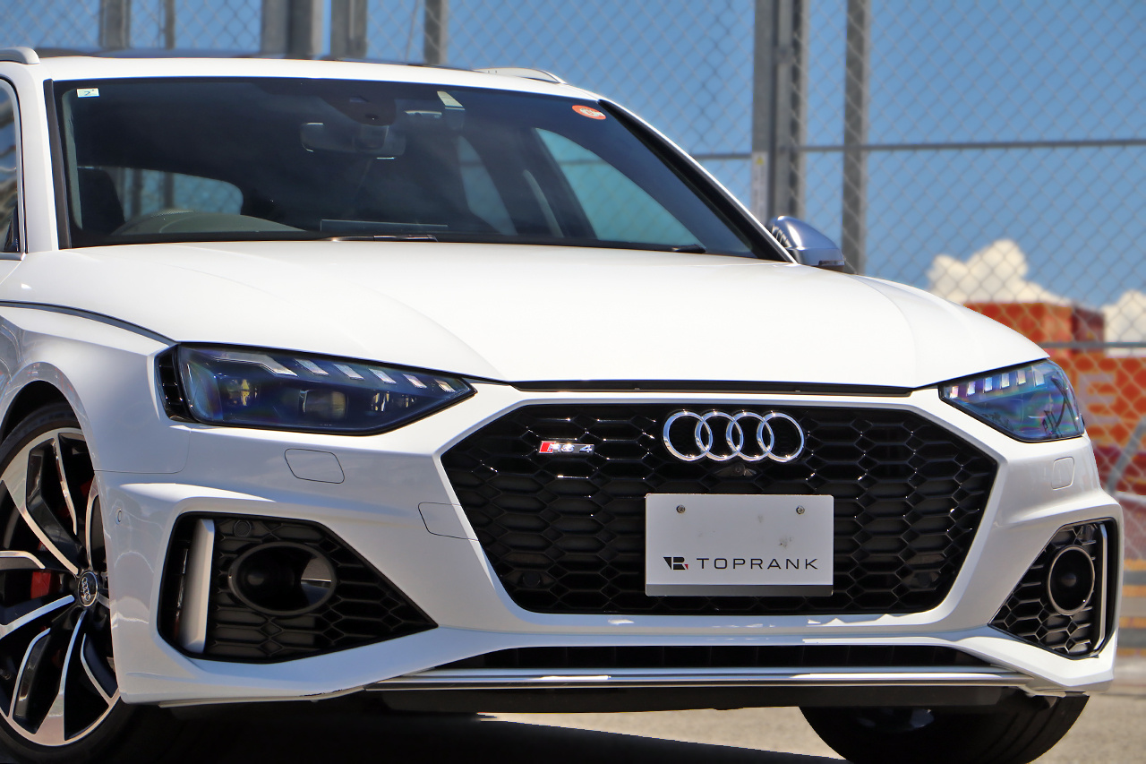 2021 Audi RS4 AVANT 