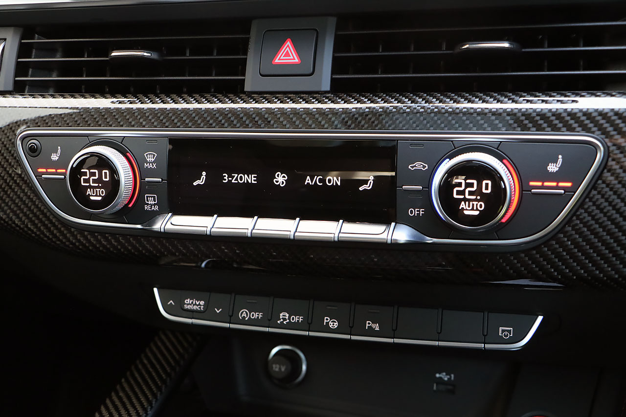2021 Audi RS4 AVANT 