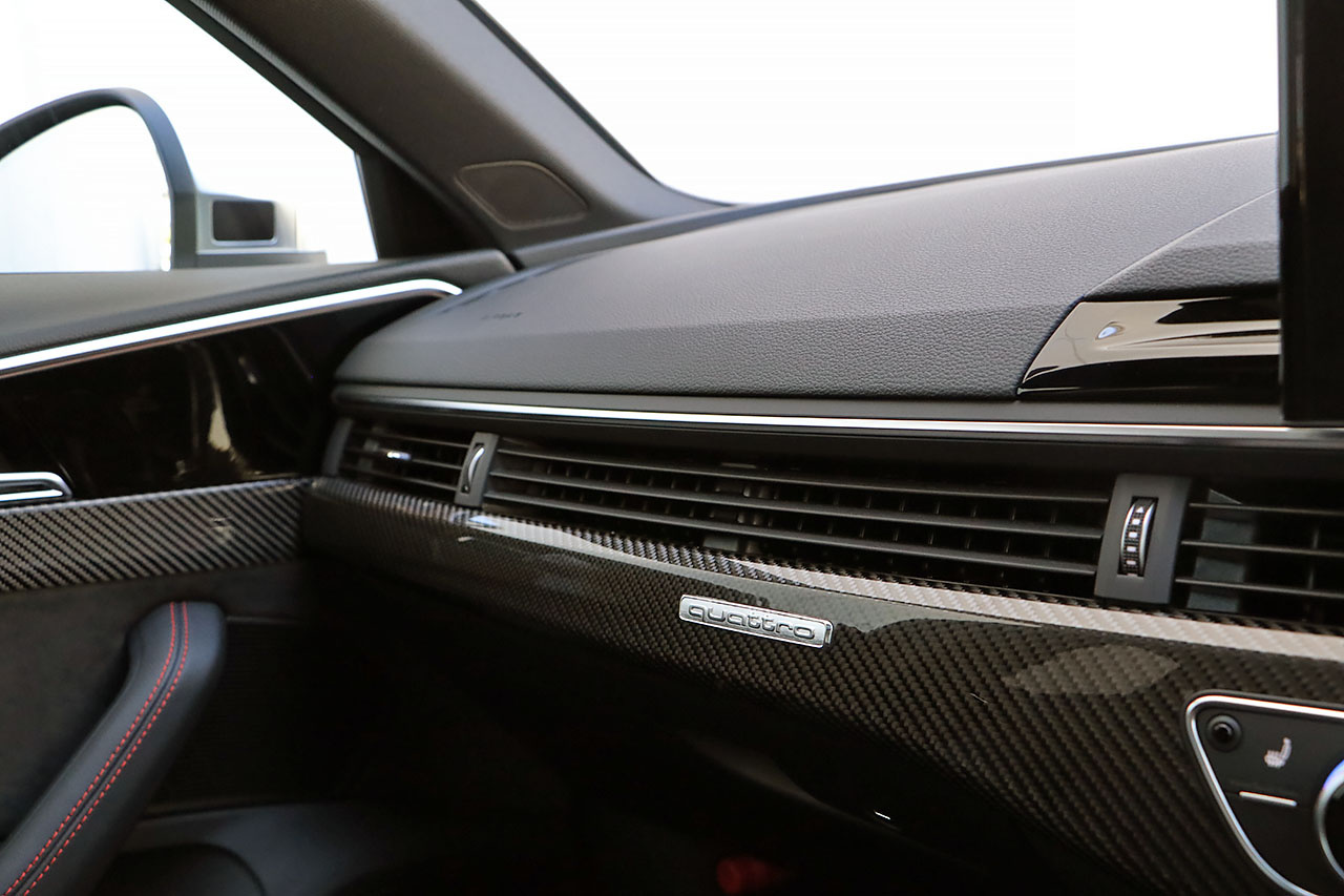2021 Audi RS4 AVANT 