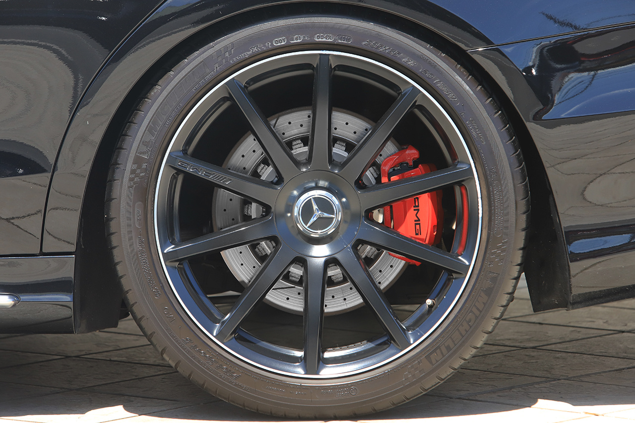 2014 Mercedes-AMG S-CLASS null