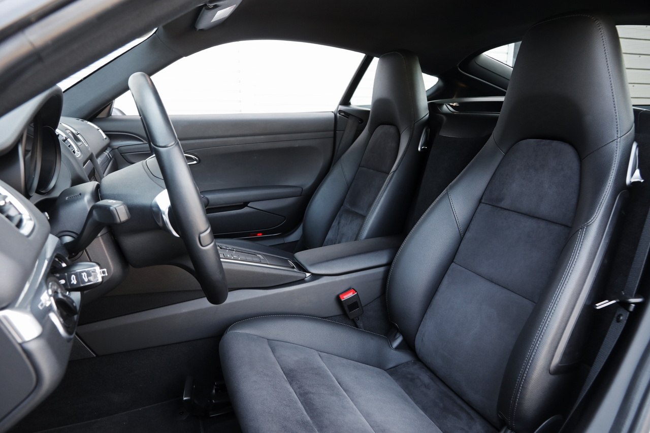 2013 Porsche CAYMAN null