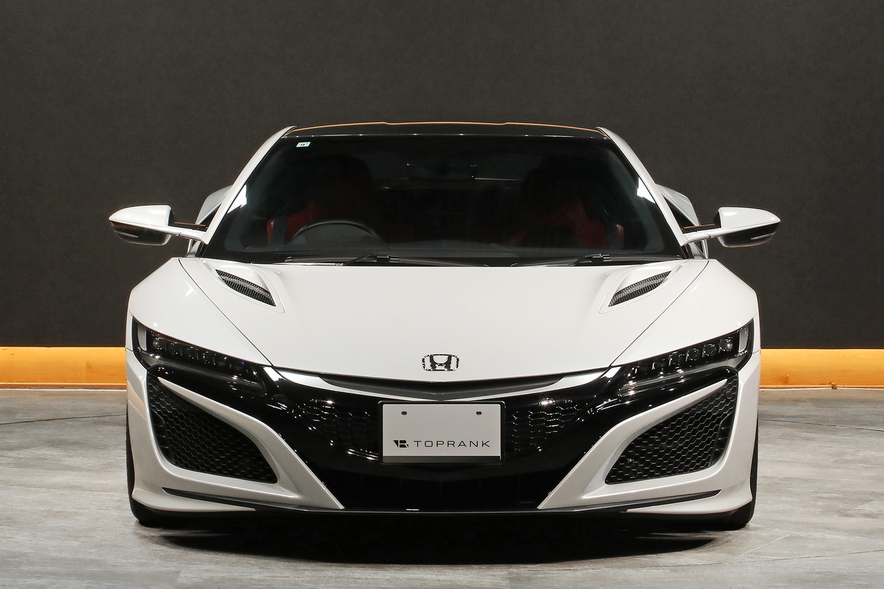 2017 Honda NSX NC1 Carbon-ceramic brakes, Alcantara seats, Carbon Roof