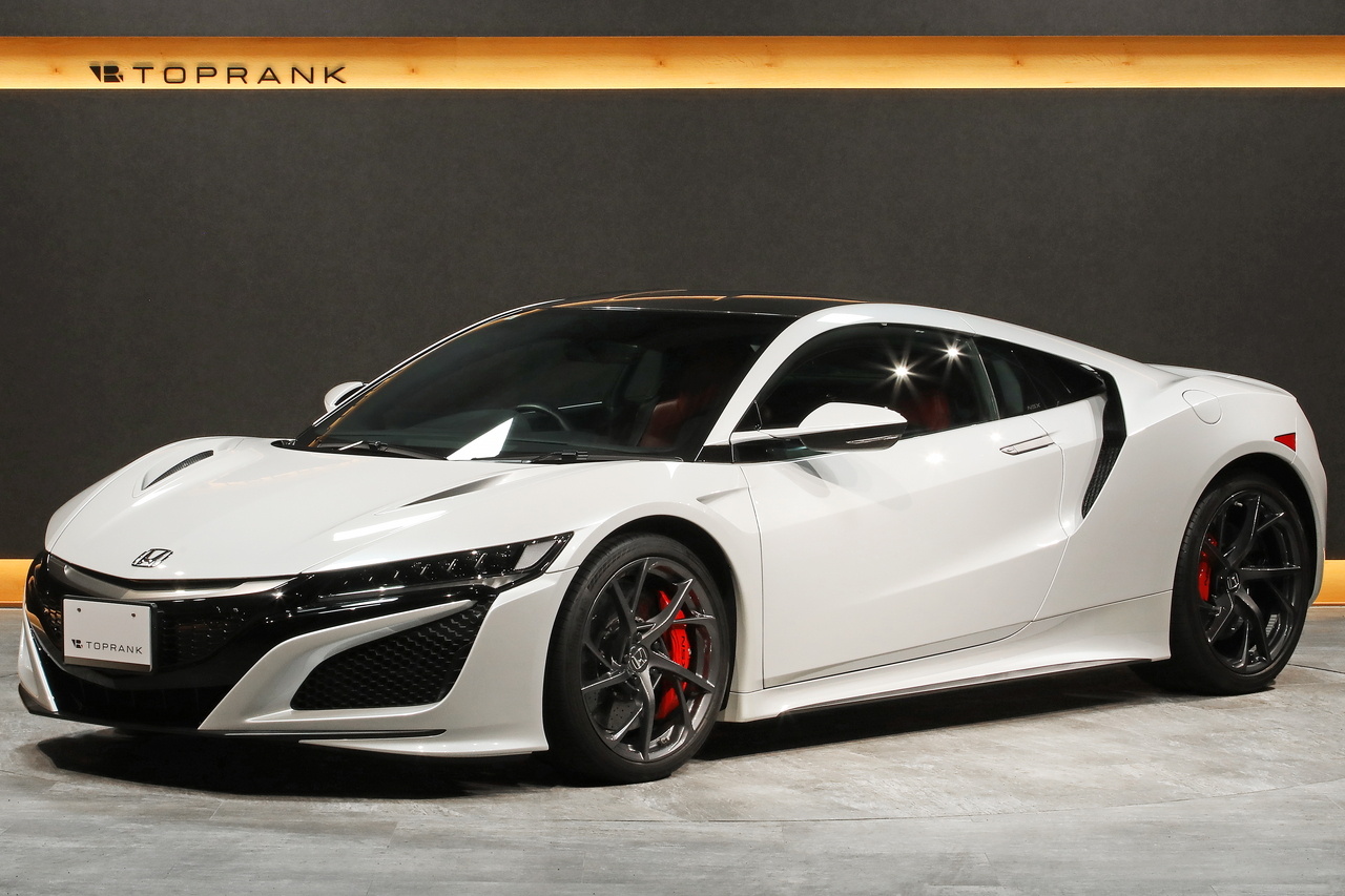 2017 Honda NSX NC1 Carbon-ceramic brakes, Alcantara seats, Carbon Roof