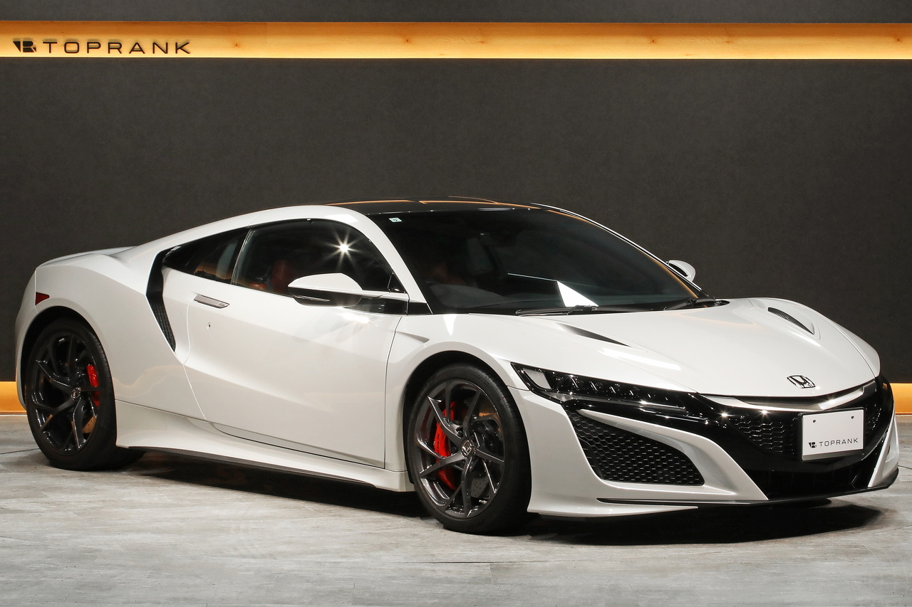 2017 Honda NSX NC1 Carbon-ceramic brakes, Alcantara seats, Carbon Roof