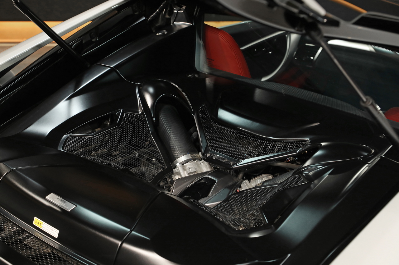 2017 Honda NSX NC1 Carbon-ceramic brakes, Alcantara seats, Carbon Roof