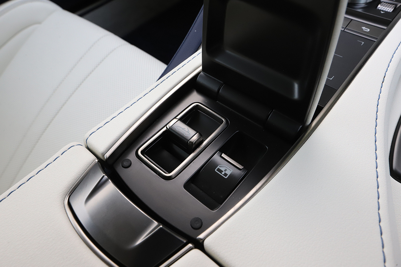 2022 Lexus LC null