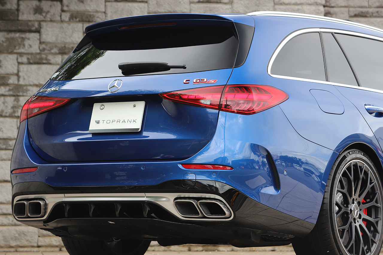 2025 Mercedes-AMG C CLASS null