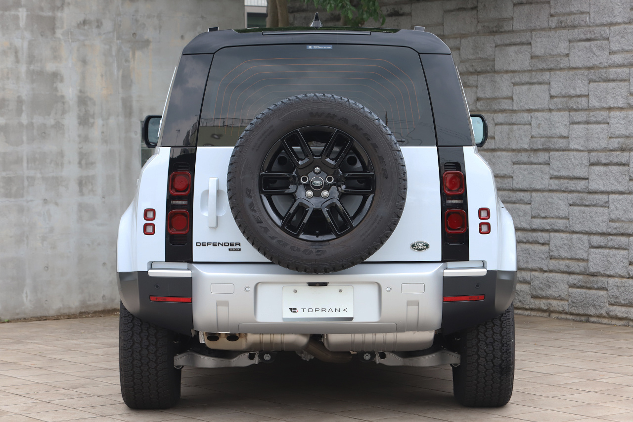 2022 Land Rover DEFENDER 