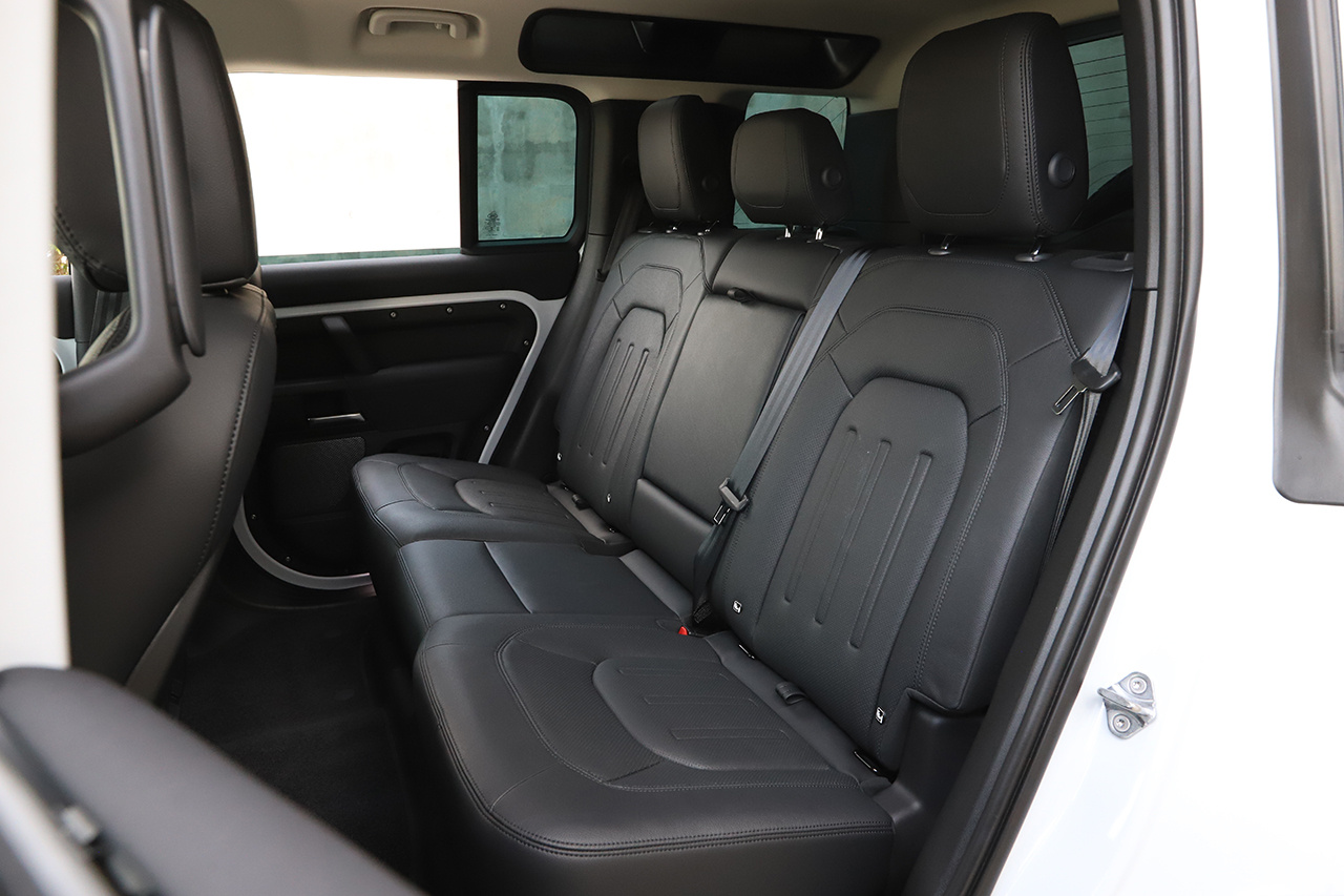 2022 Land Rover DEFENDER 
