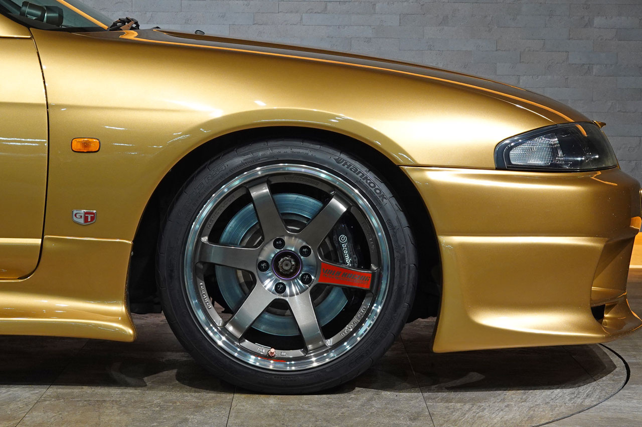 1995 Nissan SKYLINE GT-R BCNR33 R33 Skyline GT-R V Spec, Topsecret Style Aero, Rays TE37SL 18 Inch Forged Alloy Wheels