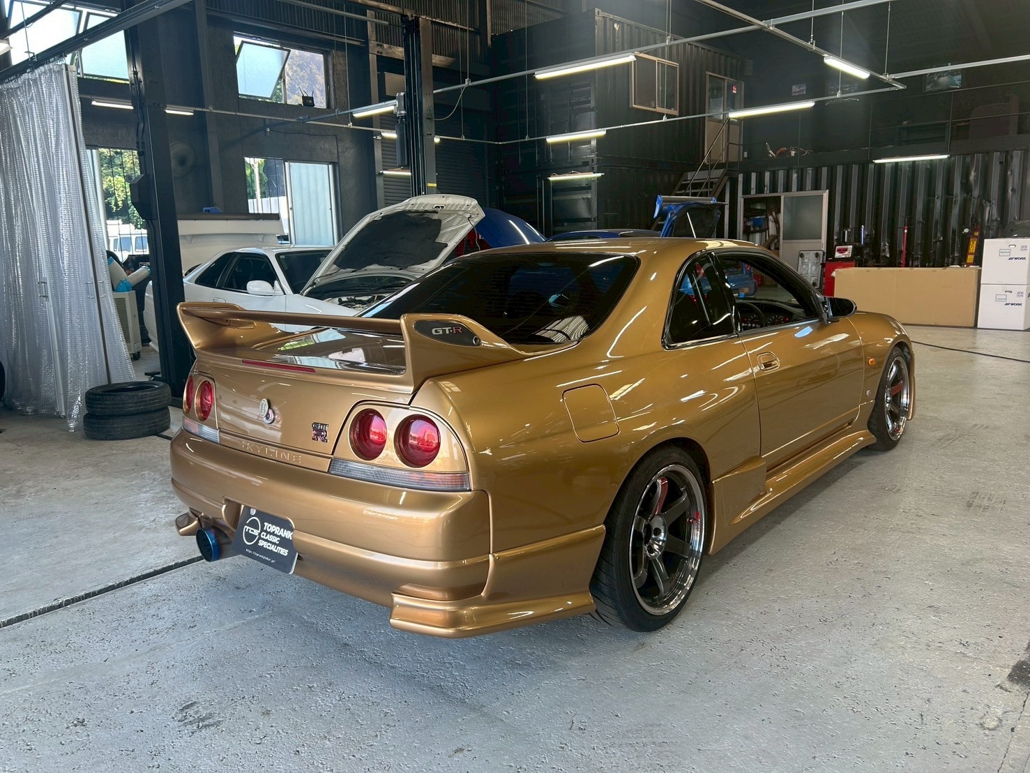 1995 Nissan SKYLINE GT-R Future Inventory BCNR33 V Spec