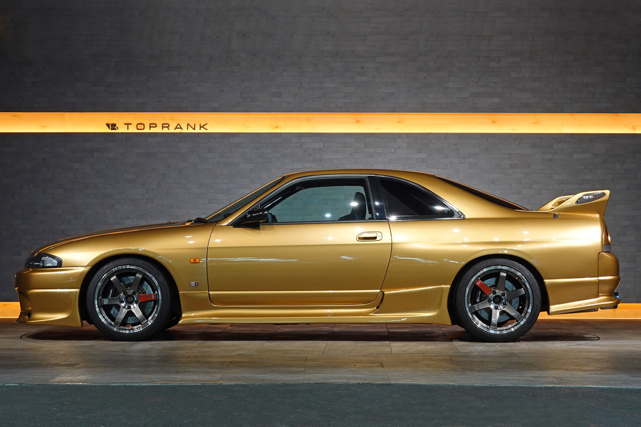 1995 Nissan SKYLINE GT-R BCNR33 R33 Skyline GT-R V Spec, Topsecret Style Aero, Rays TE37SL 18 Inch Forged Alloy Wheels