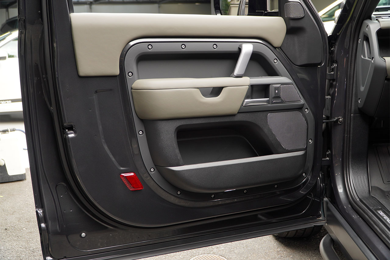 2021 Land Rover DEFENDER null