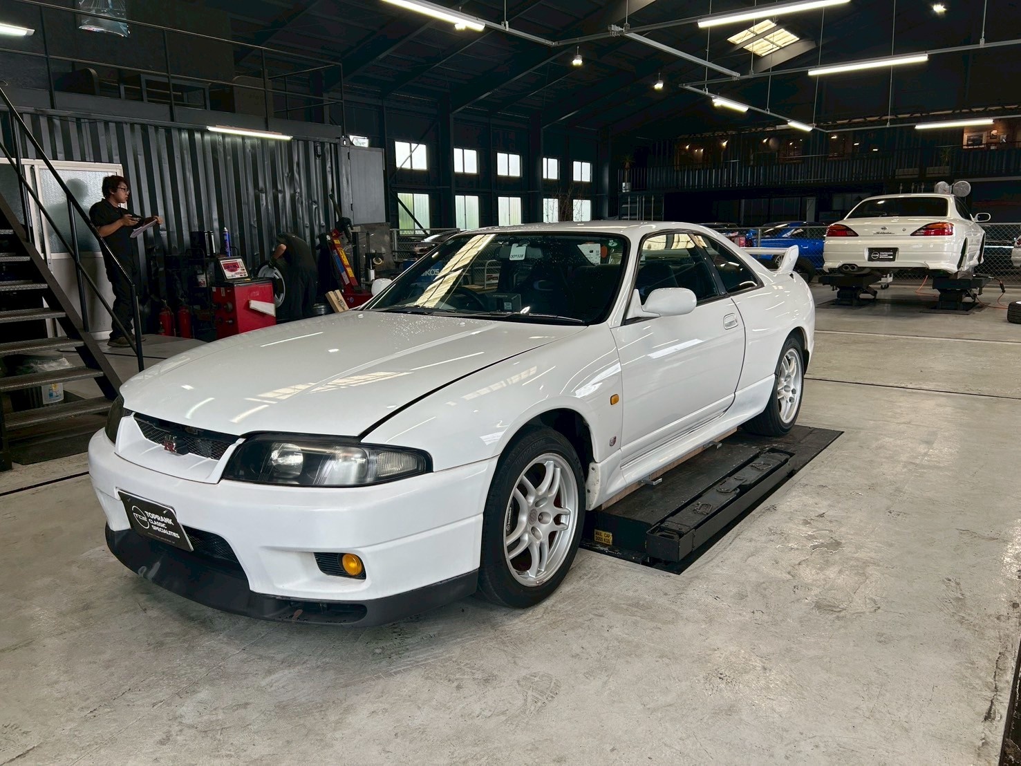 1995 Nissan SKYLINE FUTURE INVENTORY Nissan BCNR33 Skyline R33 GT-R