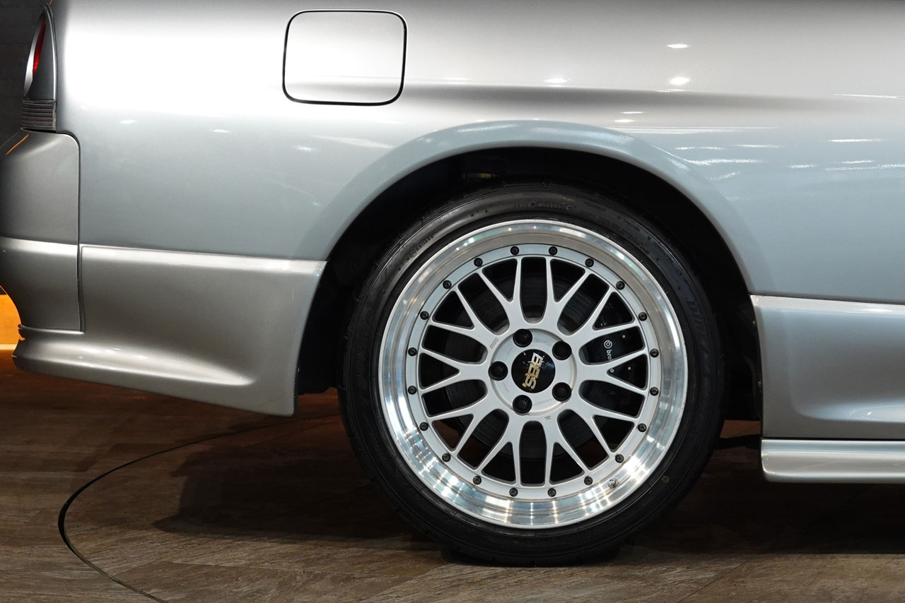1996 Nissan SKYLINE GT-R BCNR33 R33 Skyline GT-R, BBS Wheels, HKS Air Cleaner, Aftermarket Brake Caliper