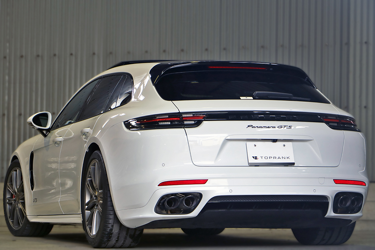 2020 Porsche PANAMERA 