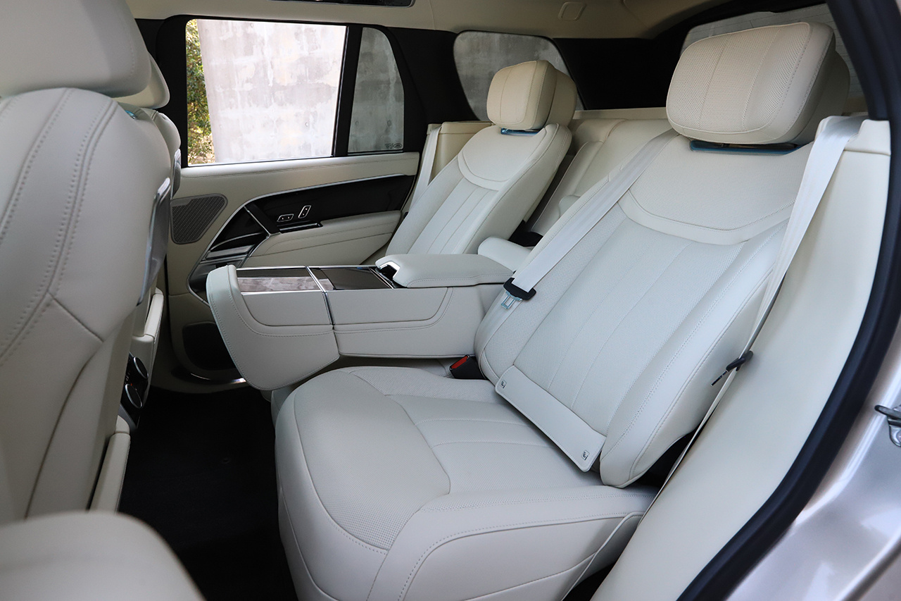 2025 Land Rover RANGE ROVER null