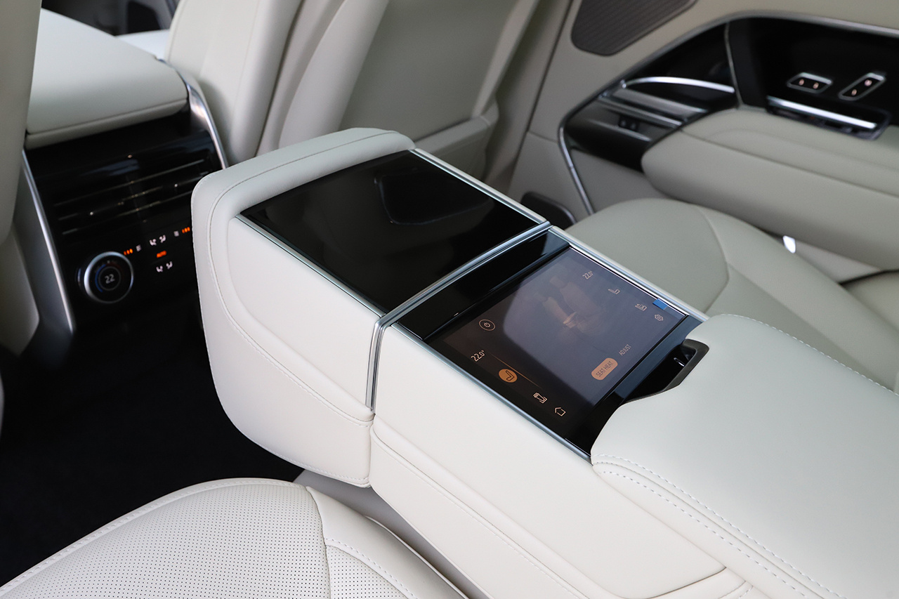 2025 Land Rover RANGE ROVER null