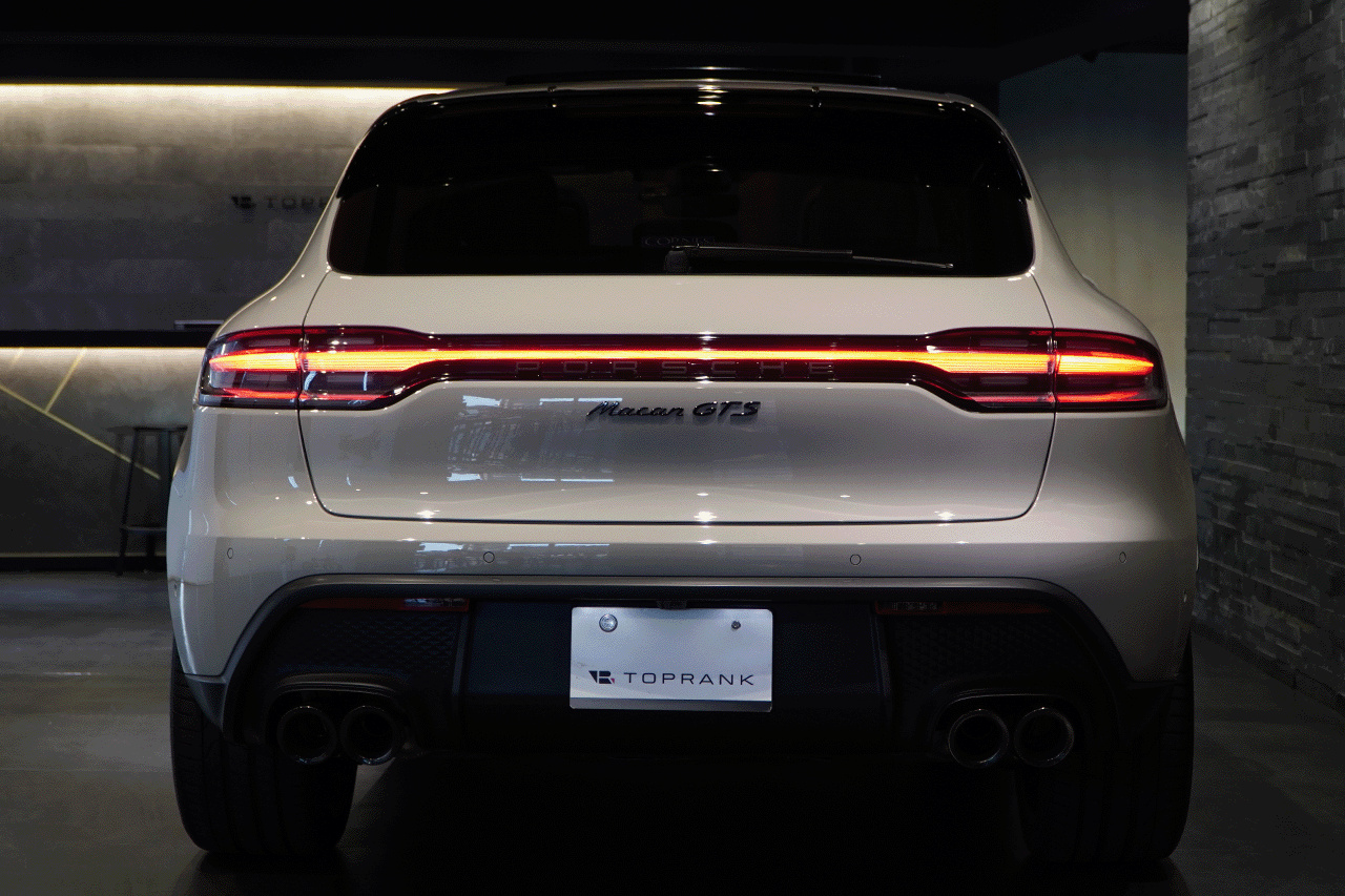 2024 Porsche MACAN null