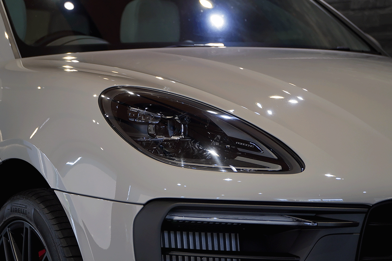 2024 Porsche MACAN null