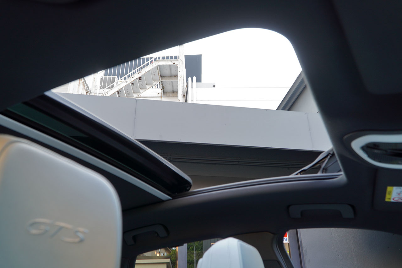 2024 Porsche MACAN null