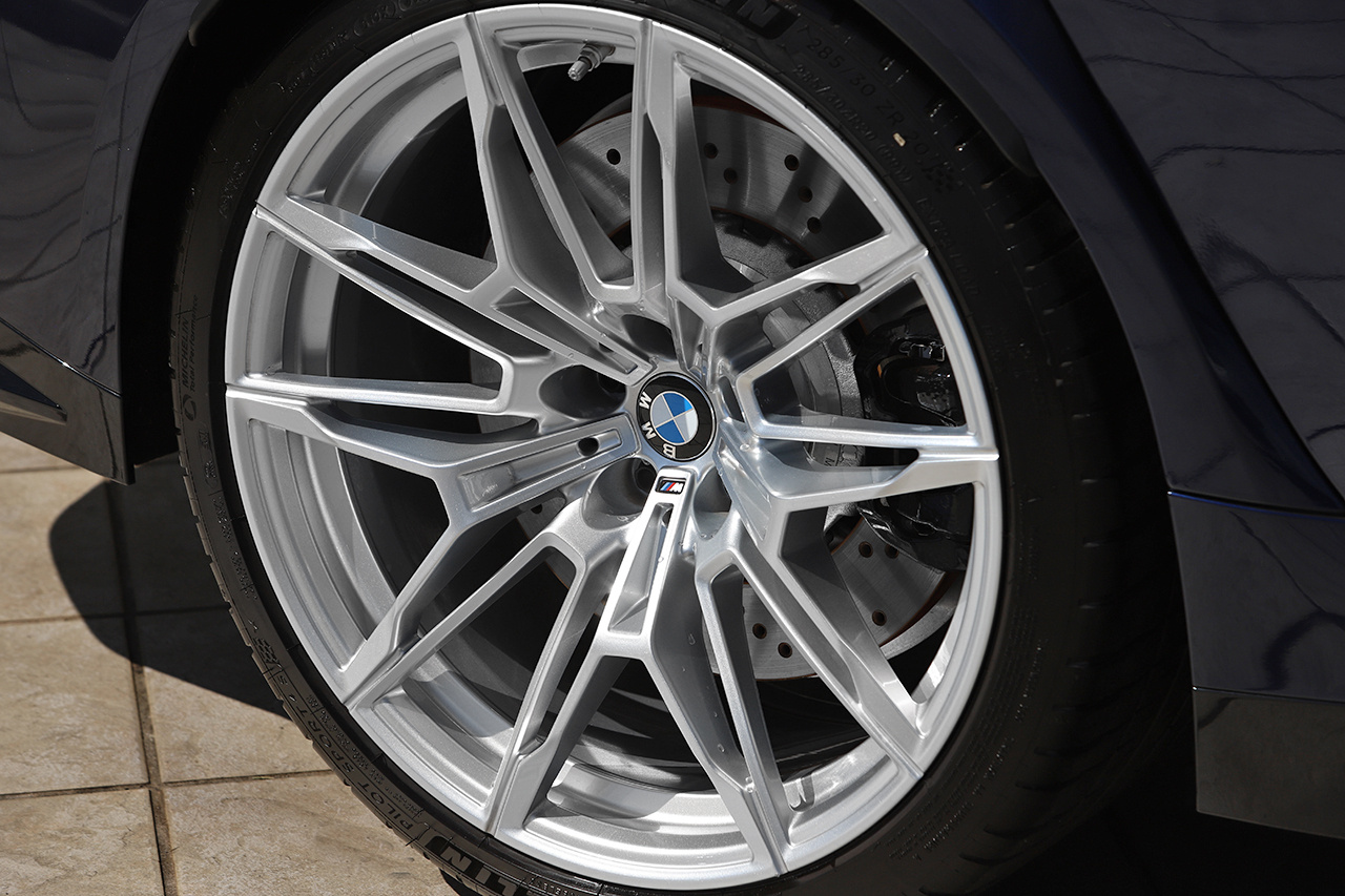 2025 BMW M3 null