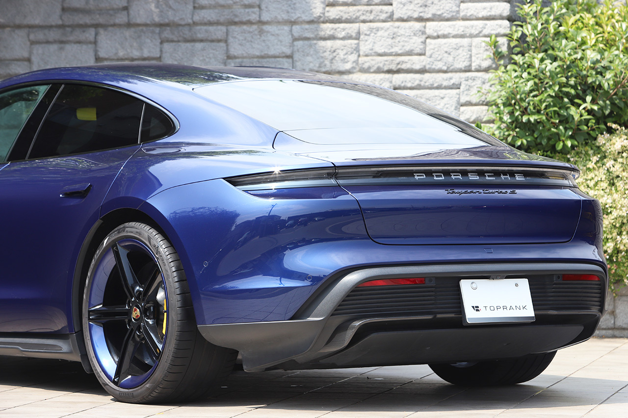 2021 Porsche Taycan 