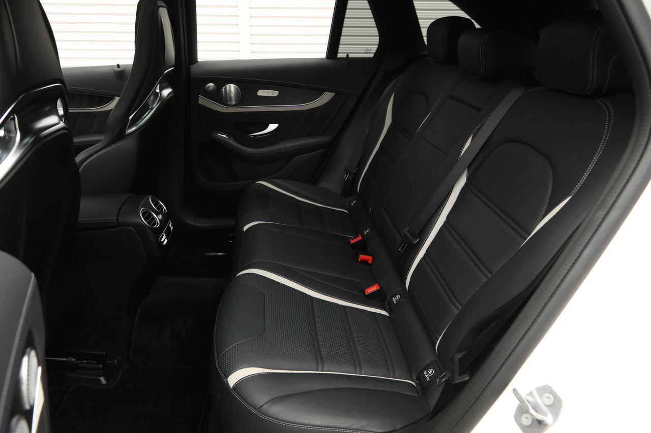 2020 Mercedes-AMG glc-class null