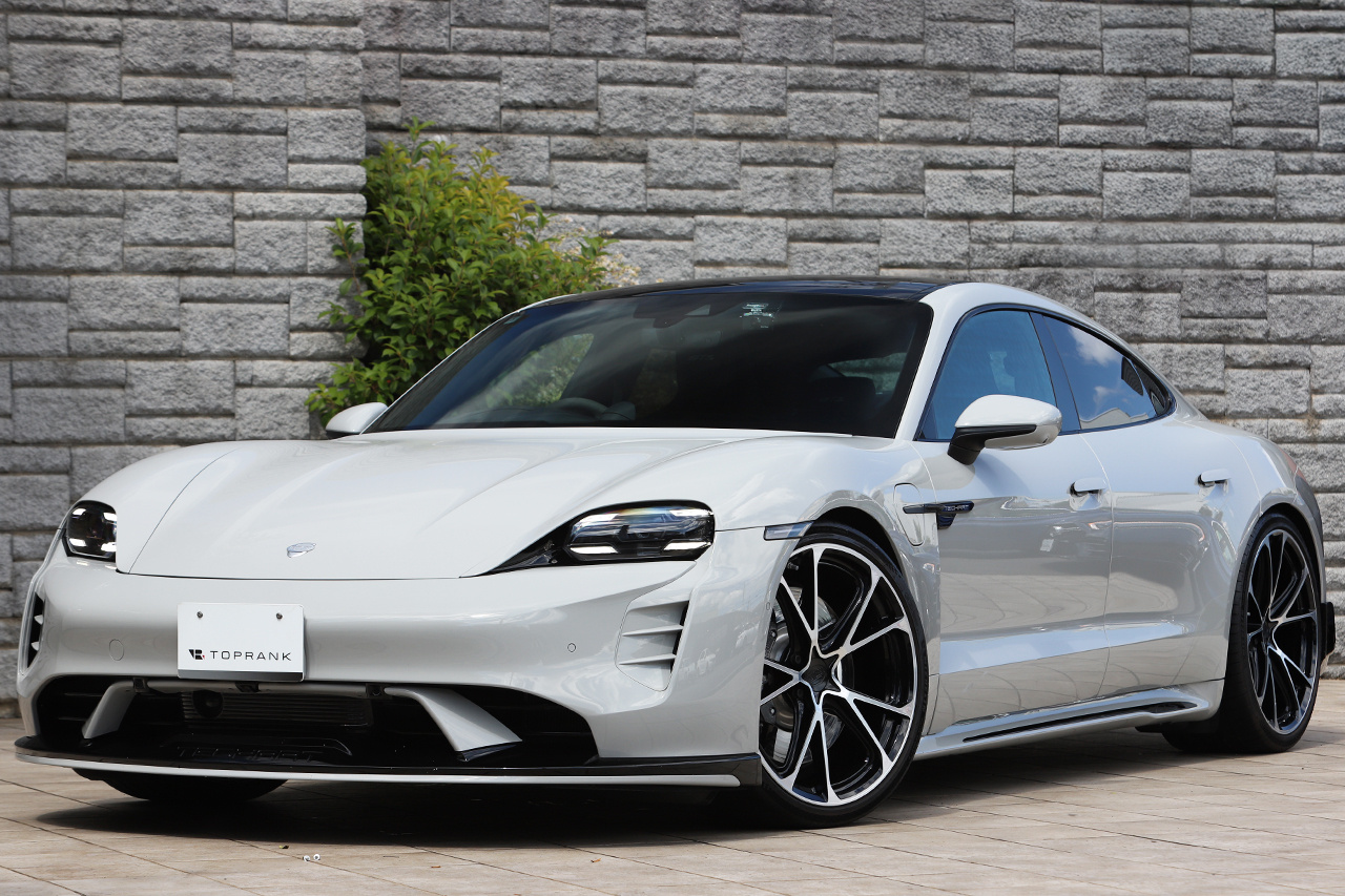 2022 Porsche Taycan null