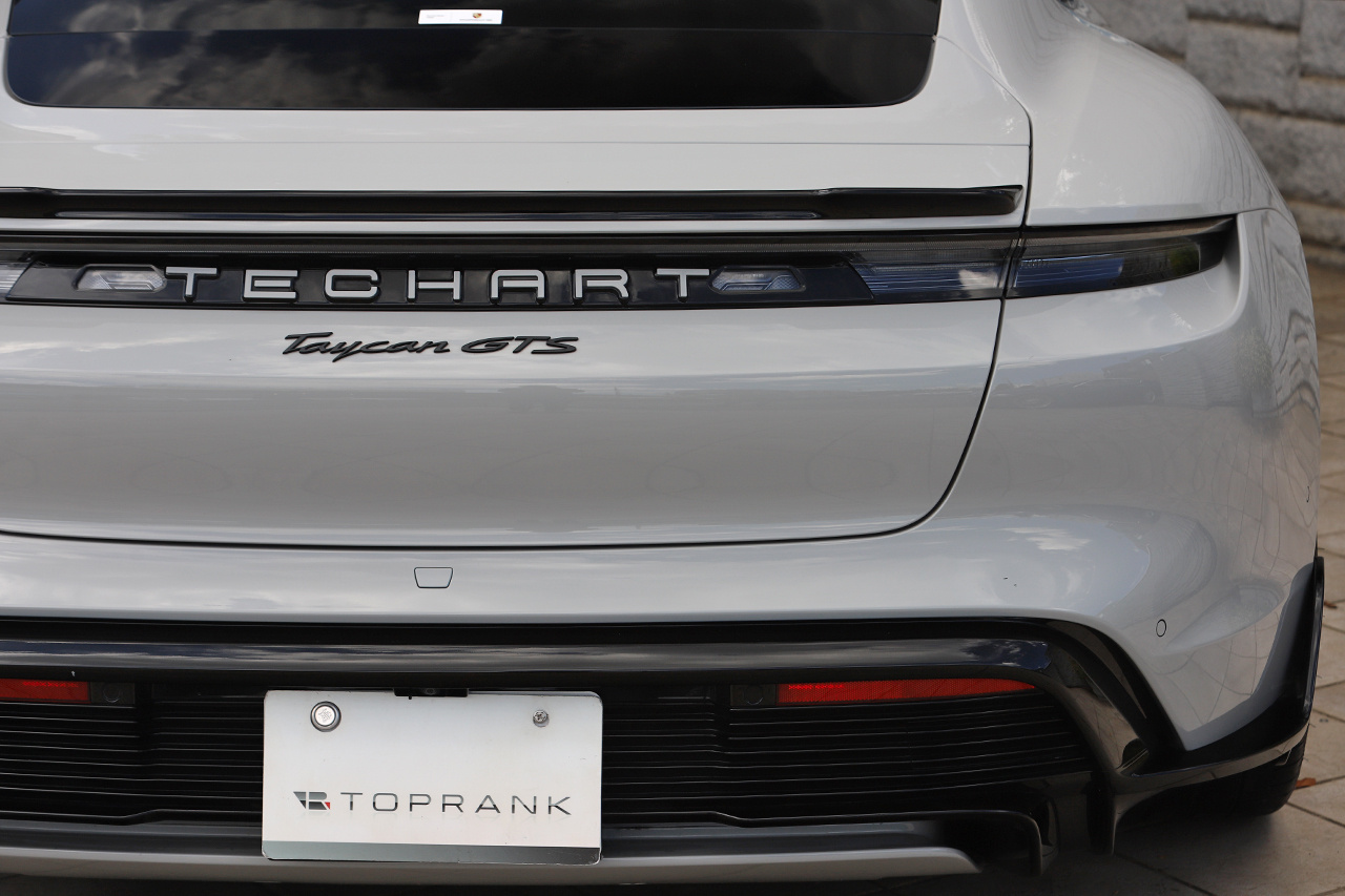 2022 Porsche Taycan null
