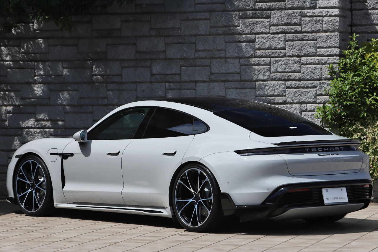 2022 Porsche Taycan null