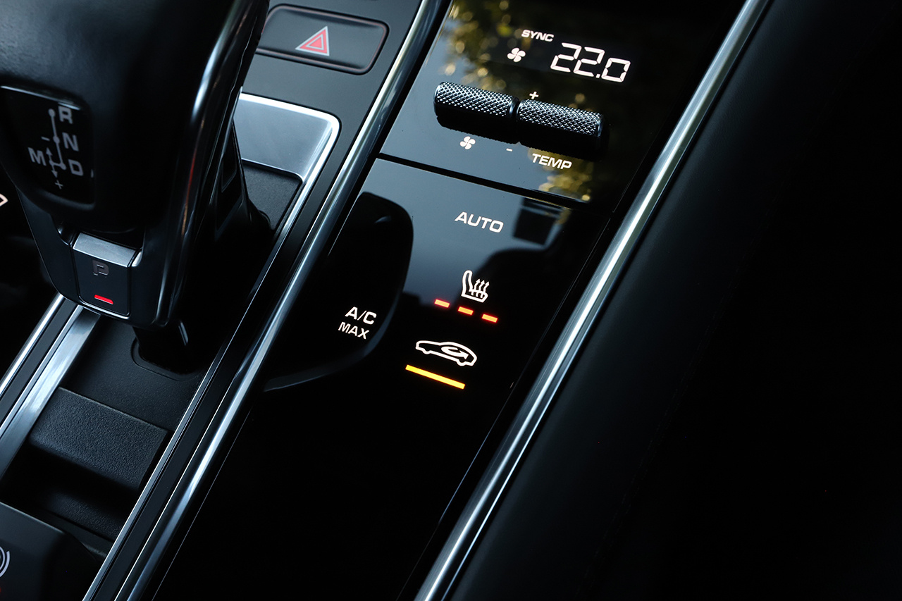 2021 Porsche PANAMERA 