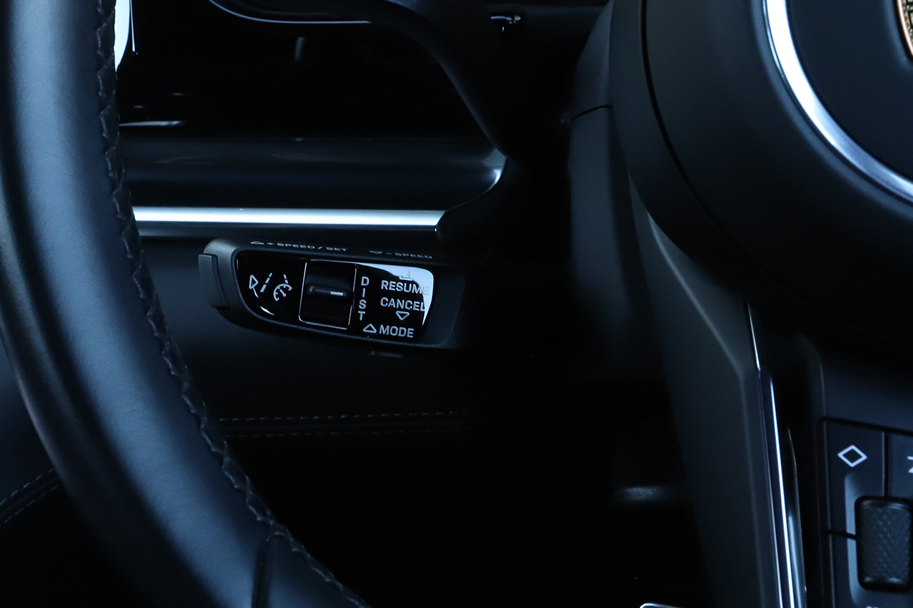 2021 Porsche PANAMERA 