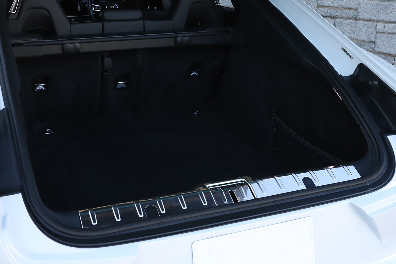 2021 Porsche PANAMERA 