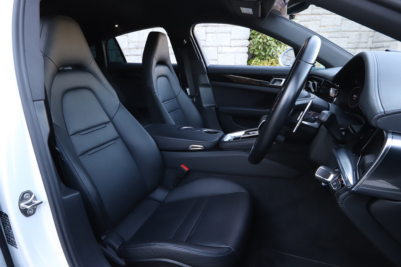 2021 Porsche PANAMERA 