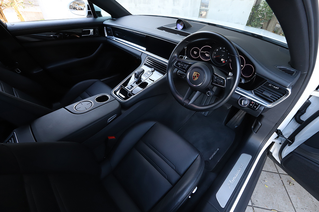 2021 Porsche PANAMERA 