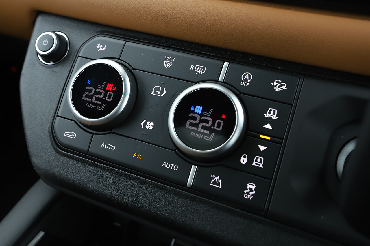 2024 Land Rover DEFENDER 
