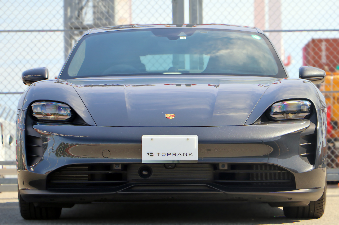 2022 Porsche Taycan 