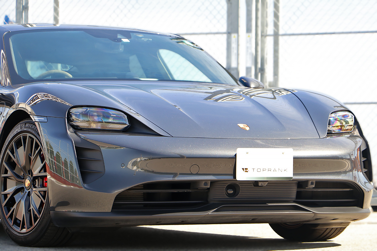2022 Porsche Taycan 