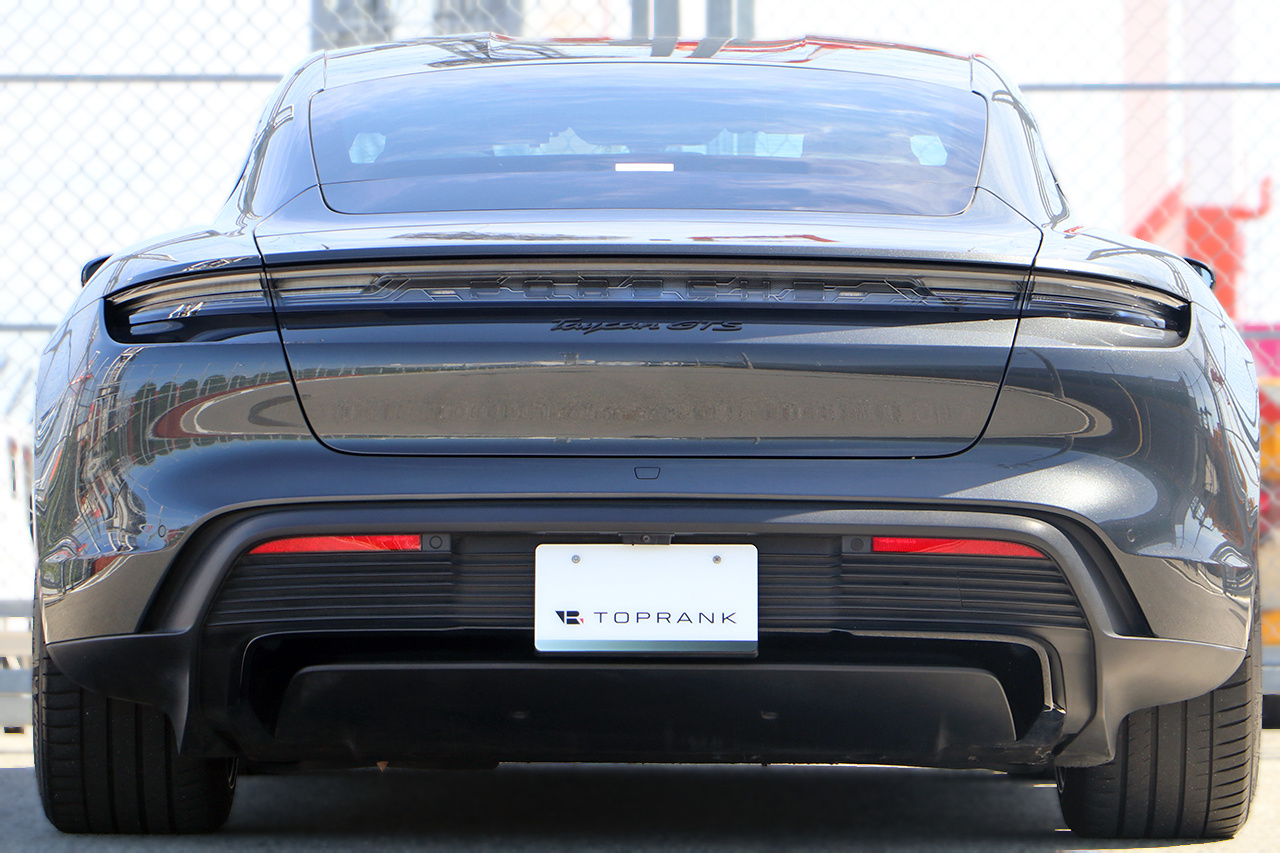 2022 Porsche Taycan 