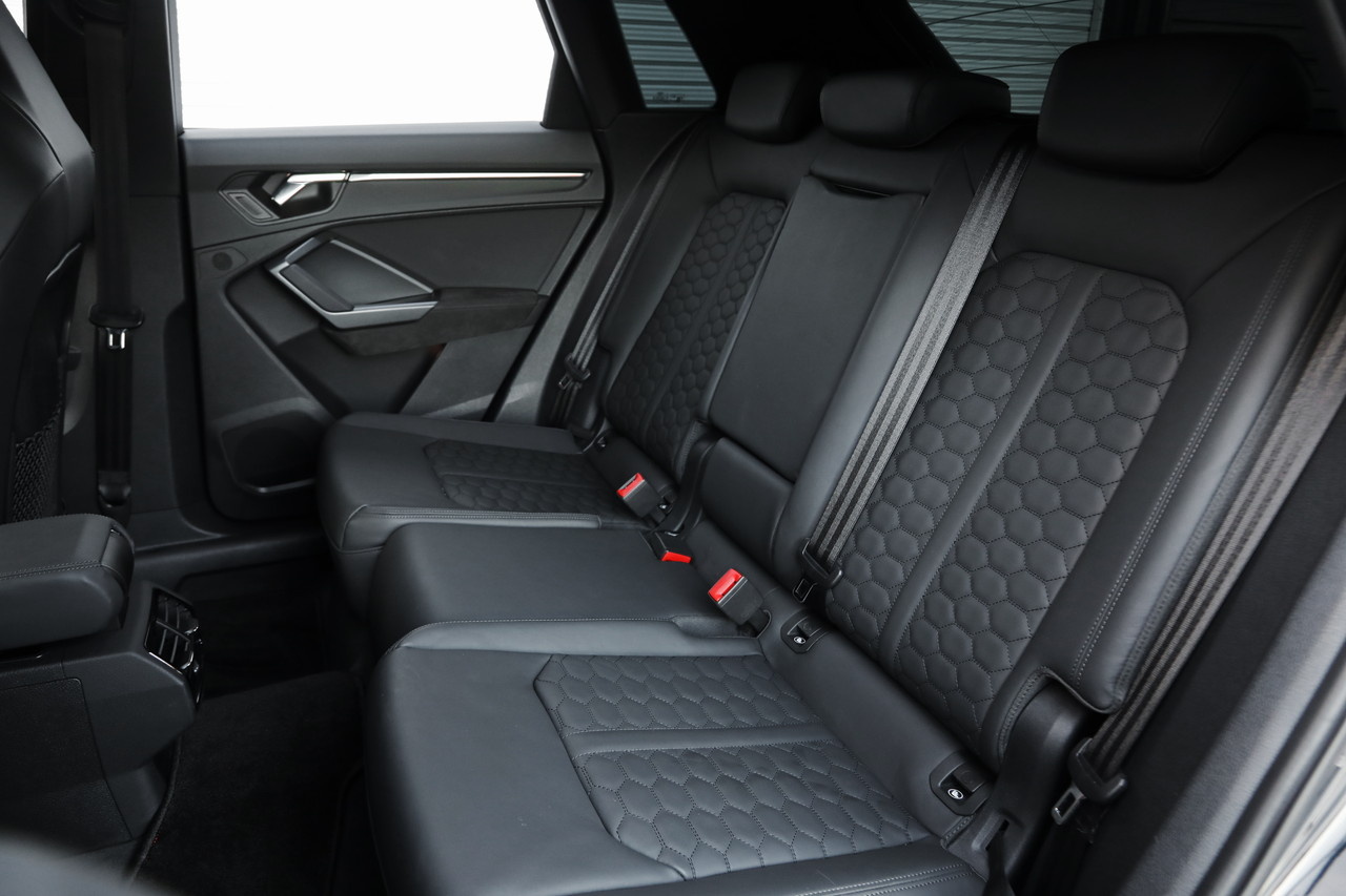 2021 Audi RS Q3 null