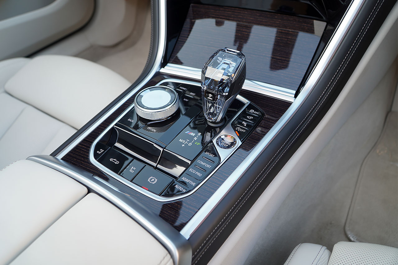 2019 BMW 8 SERIES null