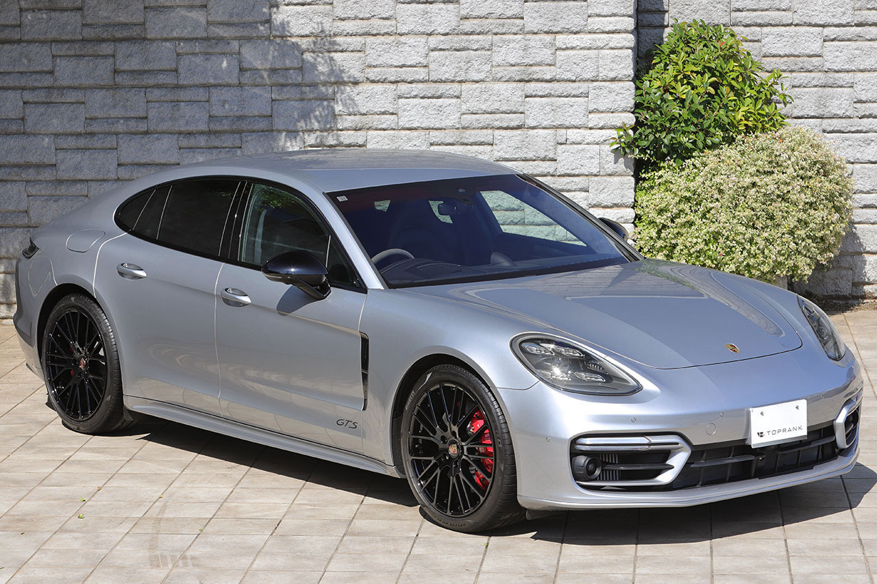 2021 Porsche PANAMERA null
