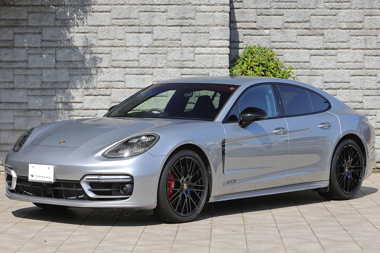 2021 Porsche PANAMERA null