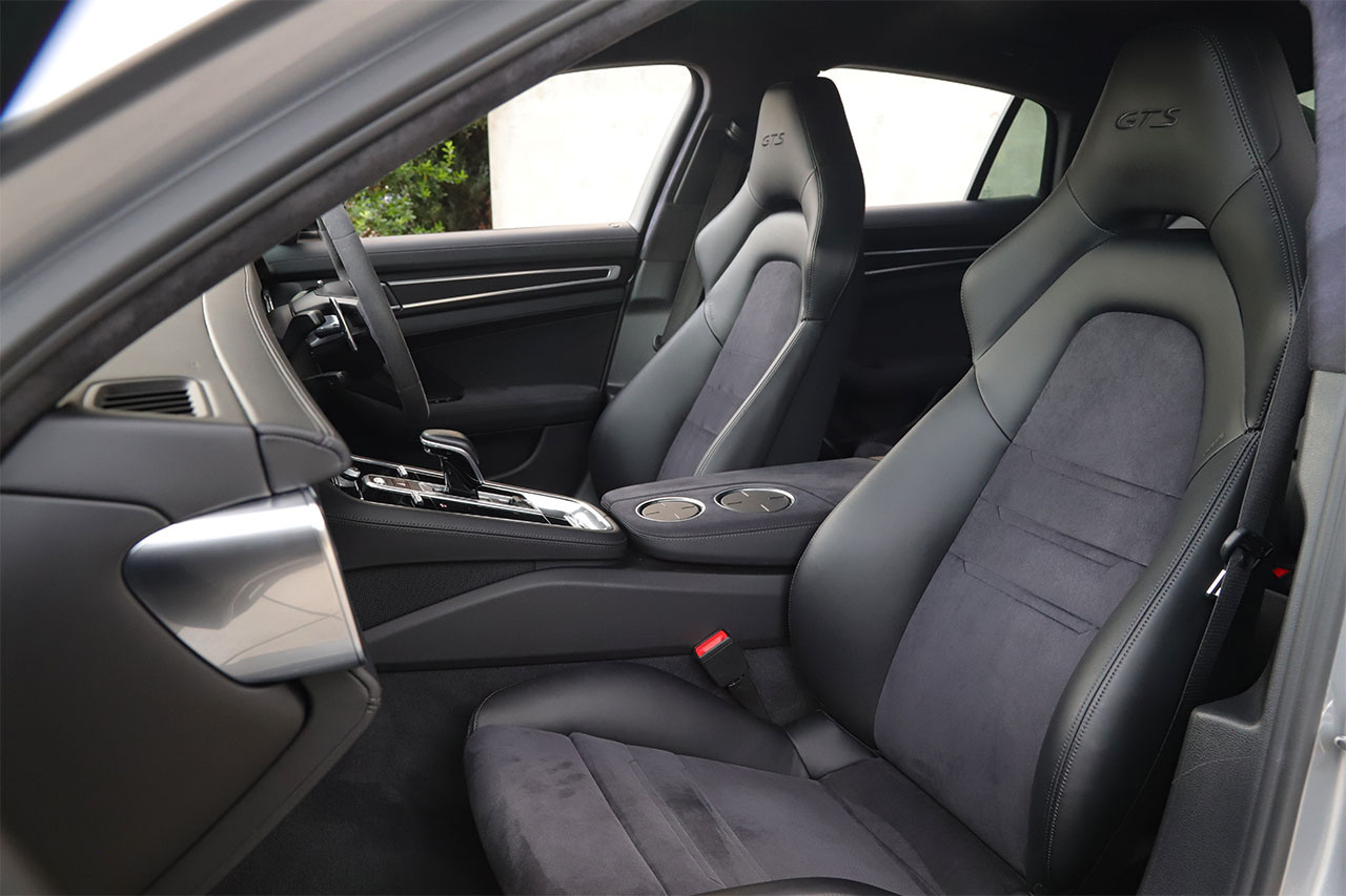 2021 Porsche PANAMERA null