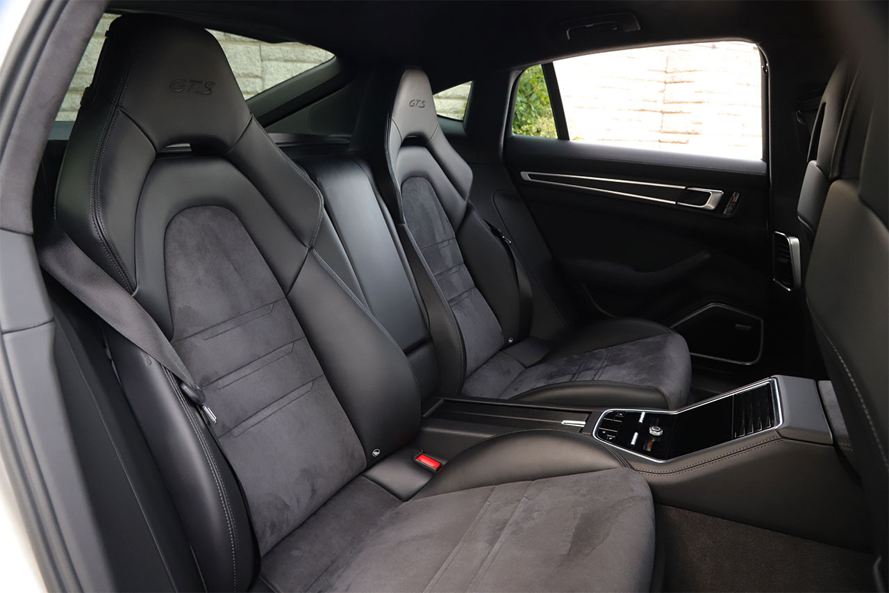 2021 Porsche PANAMERA null