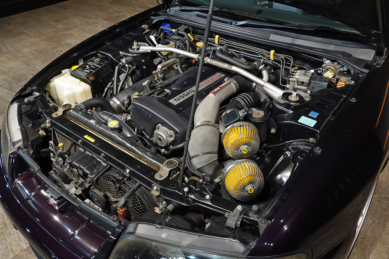 1995 Nissan SKYLINE GT-R BCNR33 R33 Skyline GT-R V-SPEC, Factory Midnight Purple LP2, Verified Low Mileage, Fujitsubo Muffler