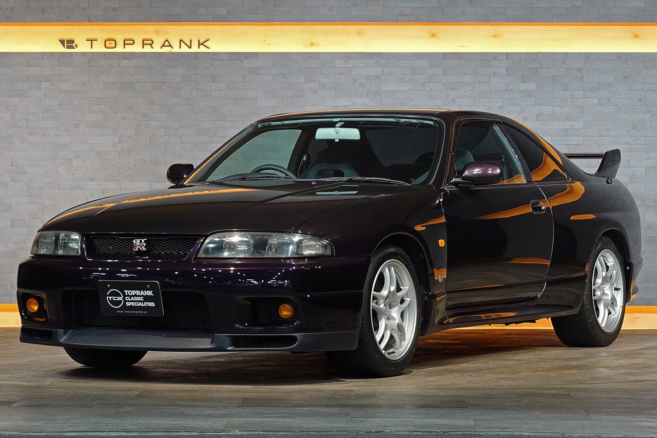 1995 Nissan SKYLINE GT-R BCNR33 R33 Skyline GT-R V-SPEC, Factory Midnight Purple LP2, Verified Low Mileage, Fujitsubo Muffler