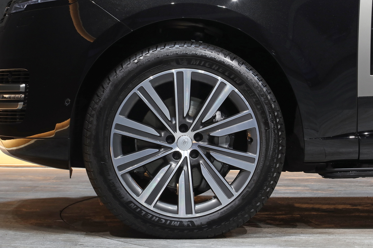 2025 Land Rover RANGE ROVER null